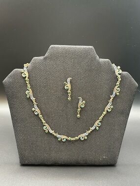 Sweet Romance Wavecrest Necklace and Earring Set